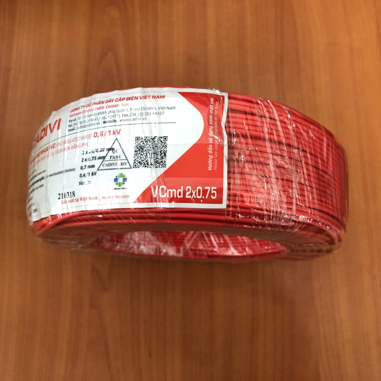 Dây cáp điện đôi mềm (dây dẹp) Vcmd Cadivi 2x0,75 màu đỏ, ruột đồng bọc nhựa PVC, cuộn 100 mét